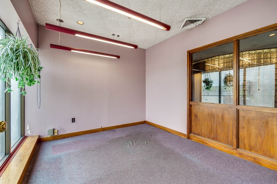 More Photos Of 66 Concord St, North Reading Light Distribution For Lease