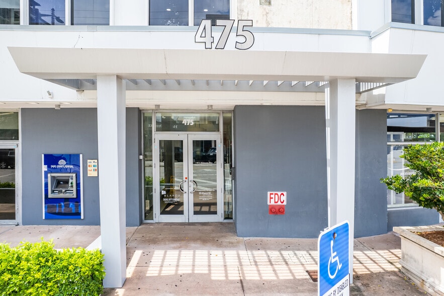 More Photos Of 475 Biltmore Way, Coral Gables Office For Lease