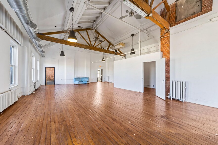More Photos Of 1027 S Clinton Ave, Trenton Office For Sale