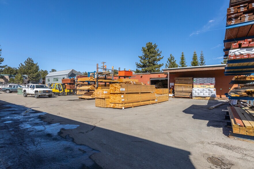 More Photos Of 283 Sierra Manor Rd, Mammoth Lakes Freestanding For Sale