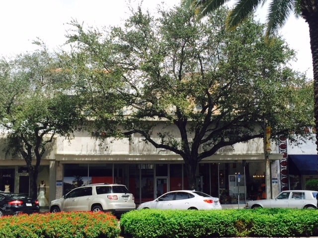 More Photos Of 355-359 Miracle Mile, Coral Gables Freestanding For Lease