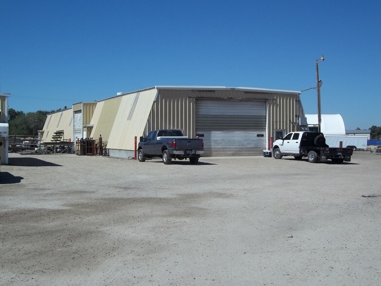 More Photos Of 203 N 21st Ave, Caldwell Light Manufacturing For Lease