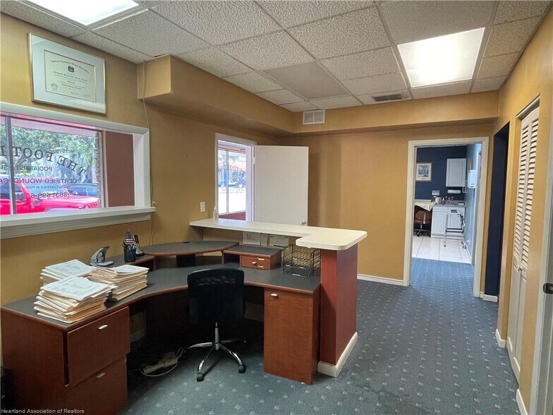 More Photos Of 230 Interlake Blvd, Lake Placid Storefront For Sale