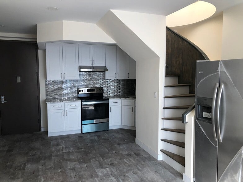 More Photos Of 170-14 89th Ave, Jamaica Apartments For Sale