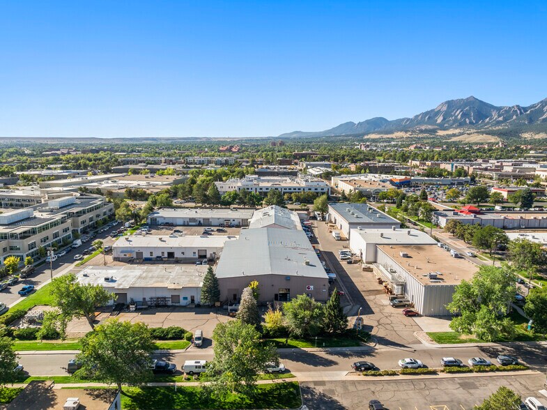 More Photos Of 3220 Prairie Ave, Boulder Unknown For Lease