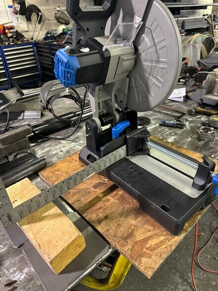 More Photos Of 224 Michael Ln, New Berlin Racetrack For Sale