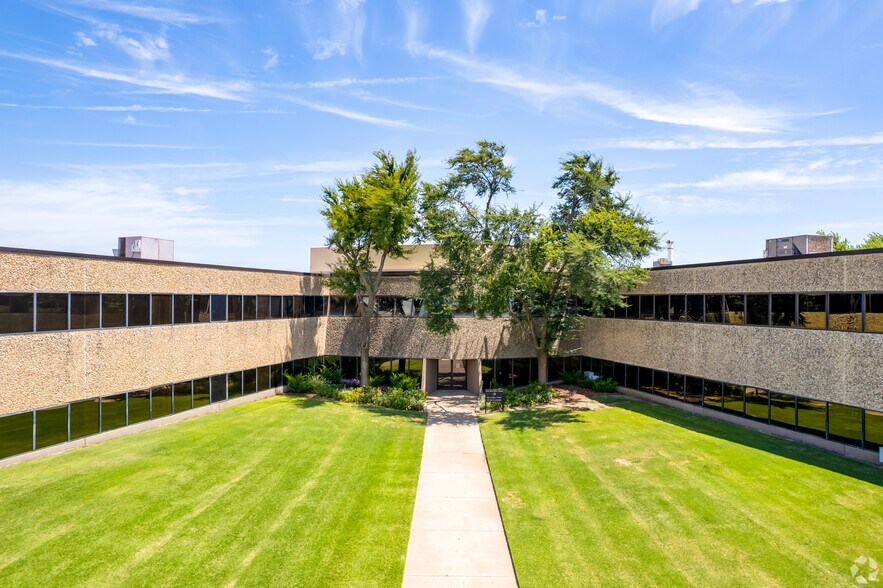 More Photos Of 300 N Meridian Ave, Oklahoma City Medical For Sale