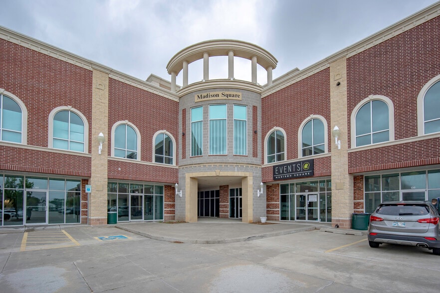 More Photos Of 480 24th Ave NW, Norman Storefront Retail Office For Lease