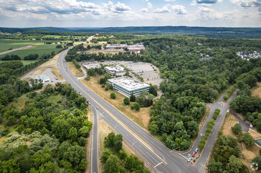 More Photos Of 1467 Rt 31 S, Annandale Office For Sale