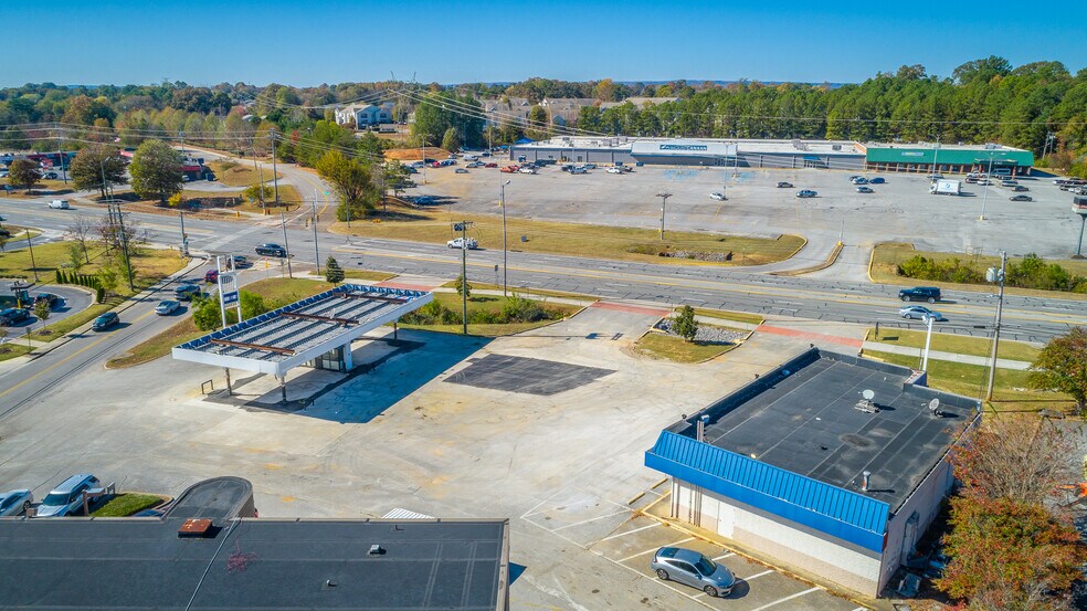 More Photos Of 4806 TN-58, Chattanooga Service Station For Sale