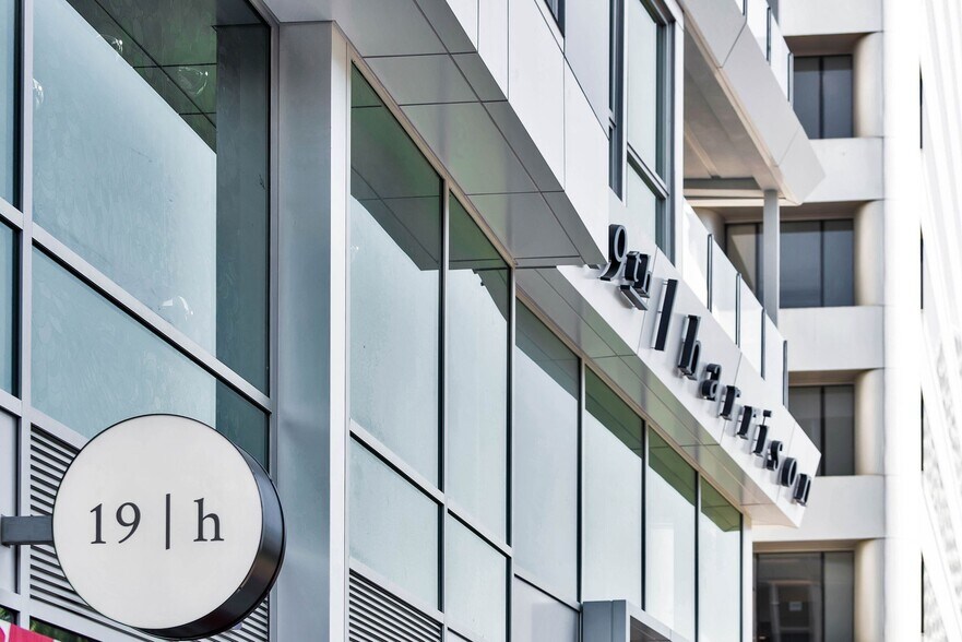 More Photos Of 1889 Harrison St, Oakland Apartments For Lease