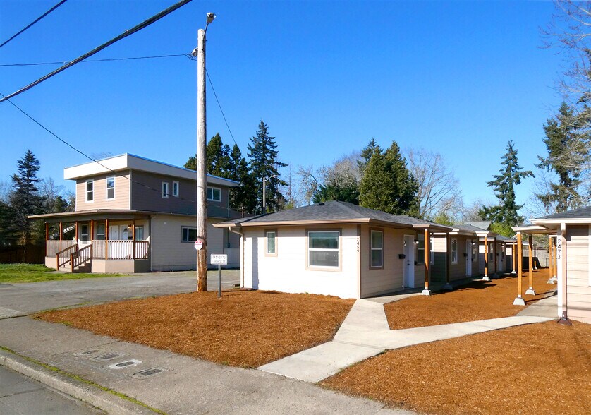 Primary Photo Of 2451-2473 Trade St SE, Salem Apartments For Sale