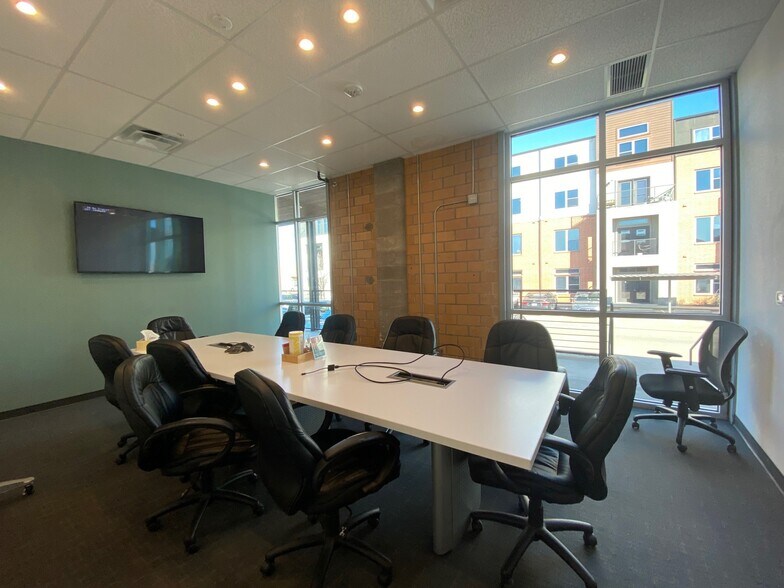 More Photos Of 608 E Hickory St, Denton General Retail For Lease