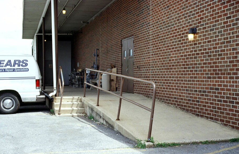 More Photos Of 1820 E Race St, Allentown Warehouse For Lease