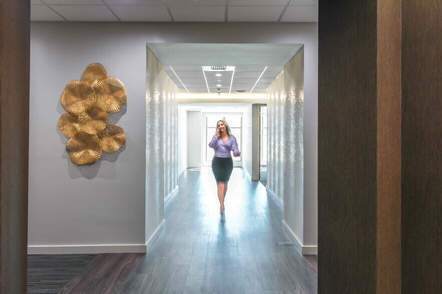 More Photos Of 121 Alhambra Plz, Coral Gables Coworking Space