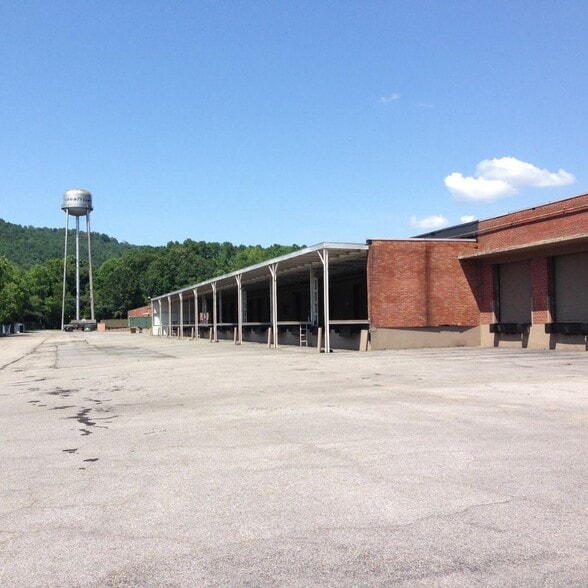 More Photos Of 601 Tuscaloosa Ave, Gadsden Warehouse For Lease
