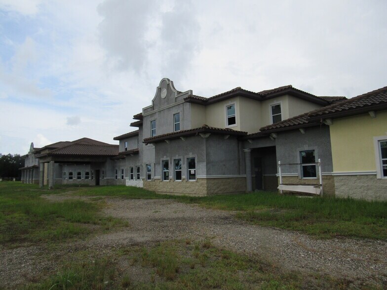 More Photos Of 4207 FL-64 SR, Bradenton Healthcare For Sale