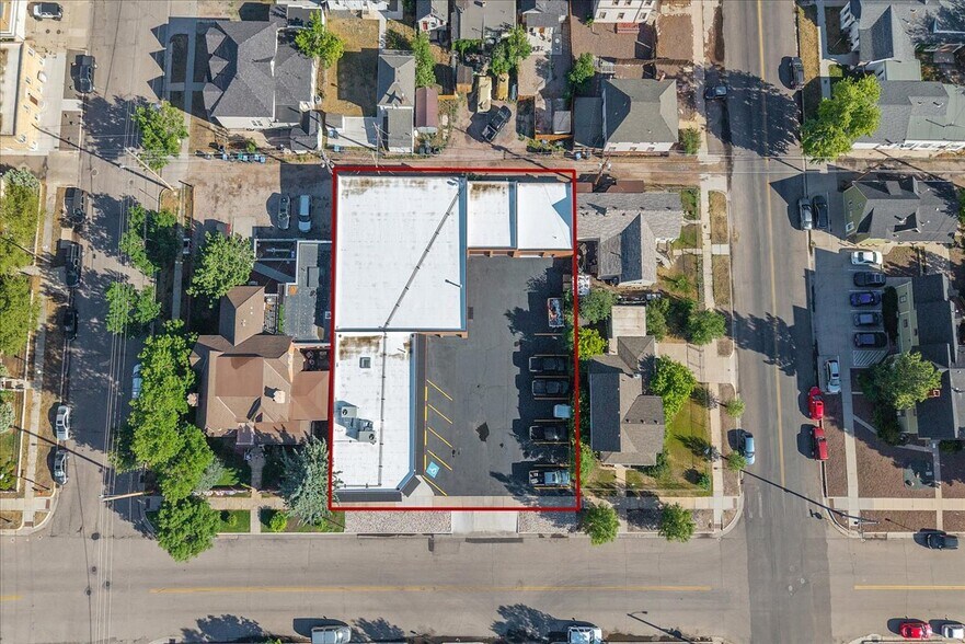 More Photos Of 310 E 17th St, Cheyenne Flex For Sale
