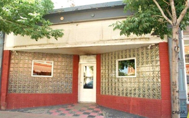 More Photos Of 114 E Main St, Florence Restaurant For Sale