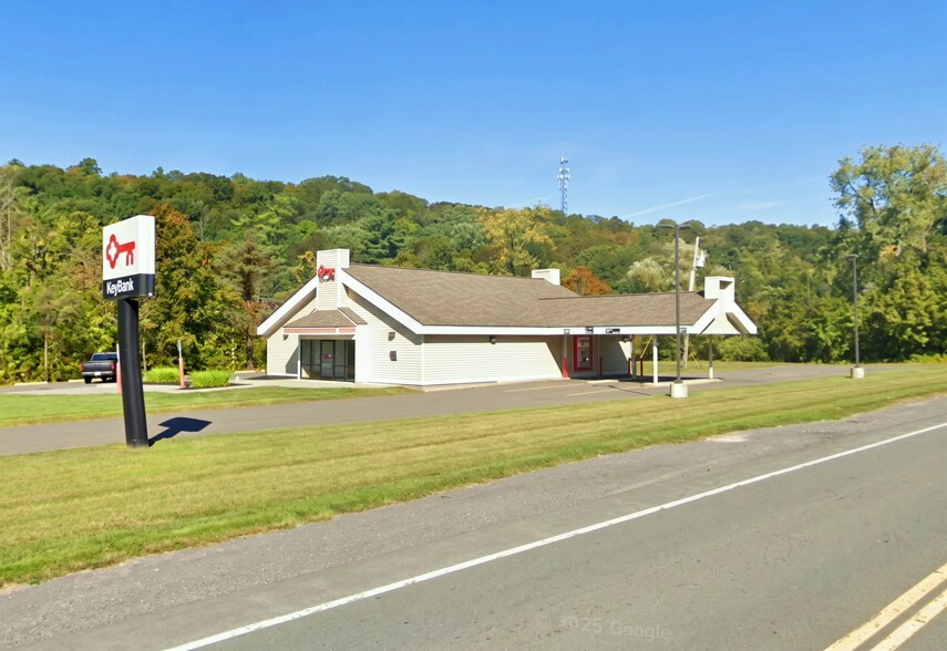 Primary Photo Of 2327 2327 US - 9W, Ravena Bank For Sale