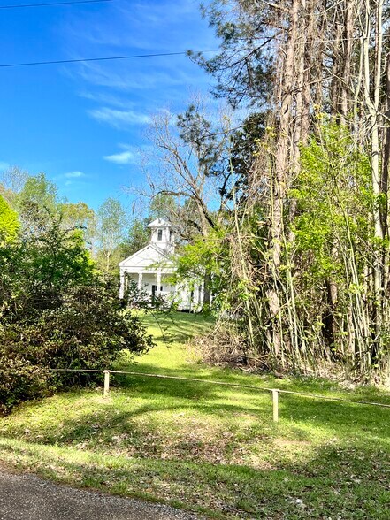More Photos Of 85 Carmel Church Rd, Natchez Religious Facility For Sale