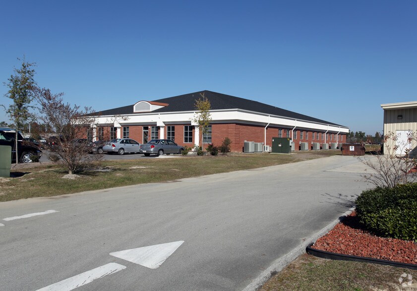 More Photos Of 900 Dennis Rd, Jacksonville Medical For Sale