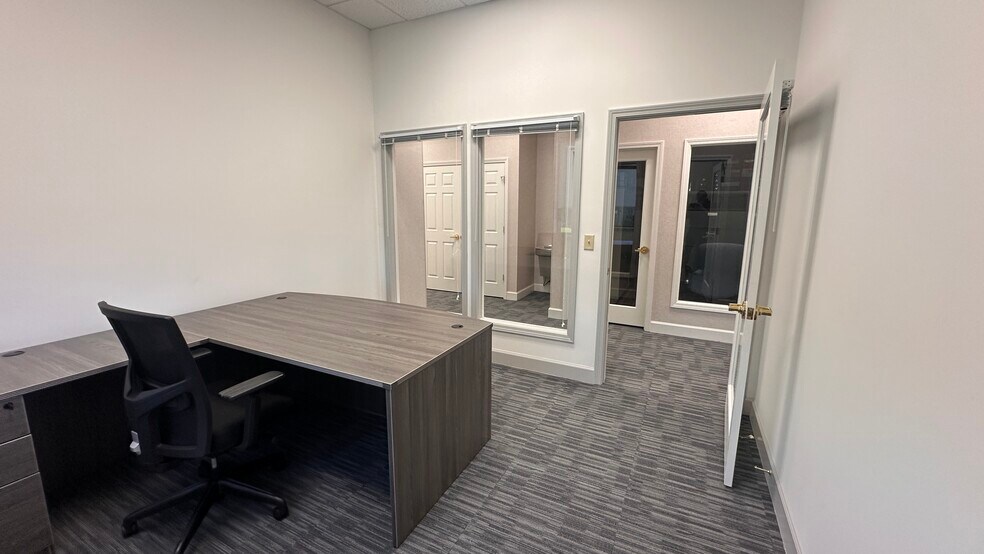 More Photos Of 1326 3rd St S, Jacksonville Beach Medical For Lease