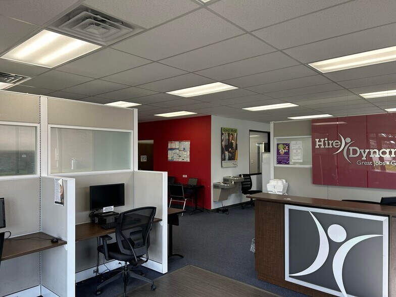 More Photos Of 296 E Blackstock Rd, Spartanburg General Retail For Sale