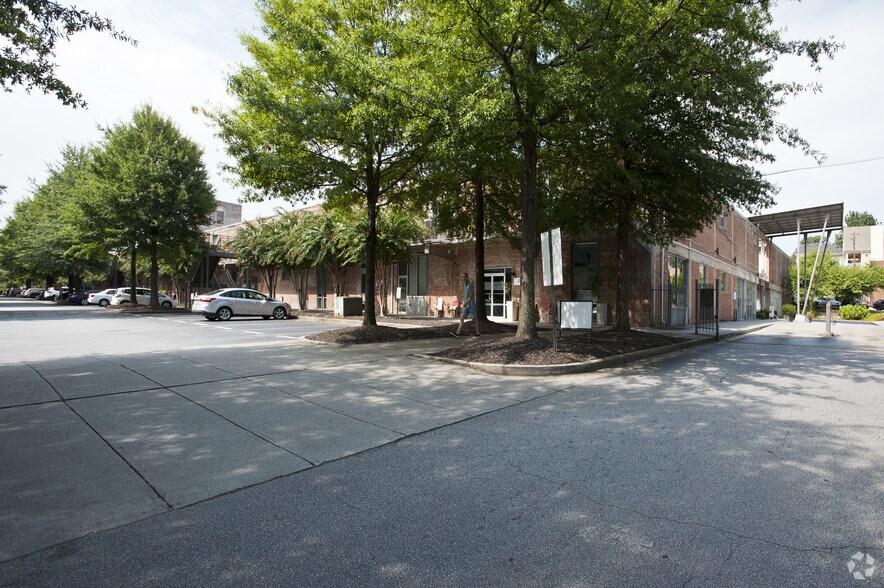 More Photos Of 659 Auburn Ave, Atlanta Loft Creative Space For Lease