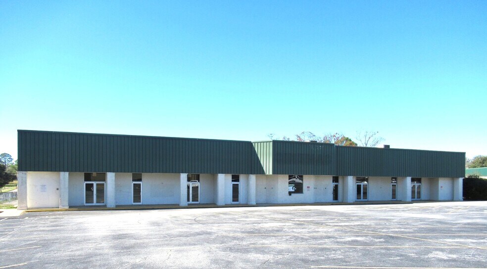 More Photos Of 1400 E Shotwell St, Bainbridge Freestanding For Sale