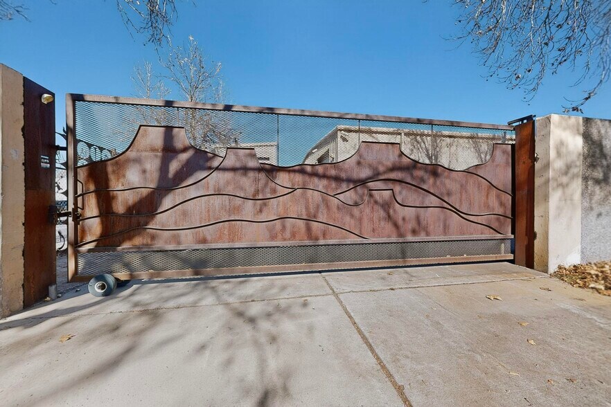 More Photos Of 4415 Anaheim Ave NE, Albuquerque Warehouse For Sale