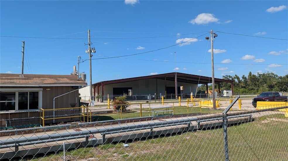 More Photos Of 1509 S Byron Butler Pky, Perry Manufacturing For Lease