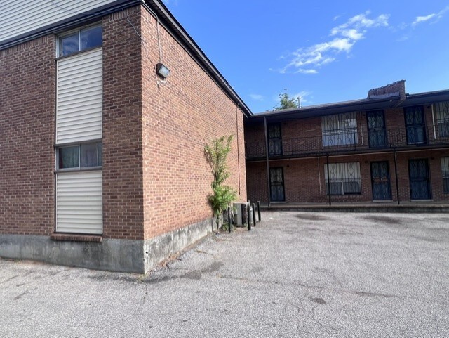 Primary Photo Of 1088 National St, Memphis Apartments For Sale