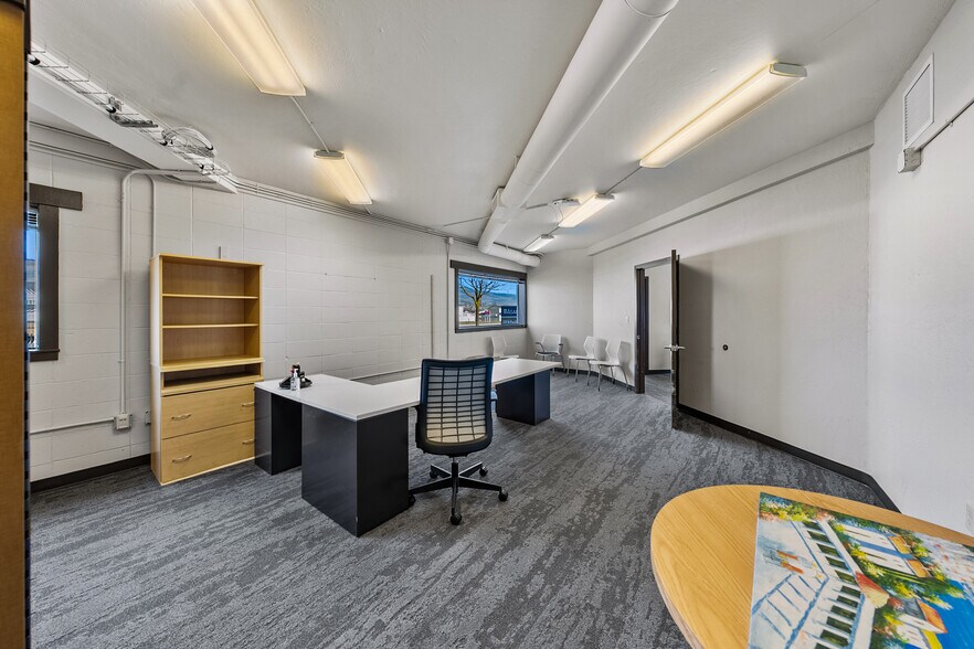 More Photos Of 209 N Pacific Hwy, Talent General Retail For Sale