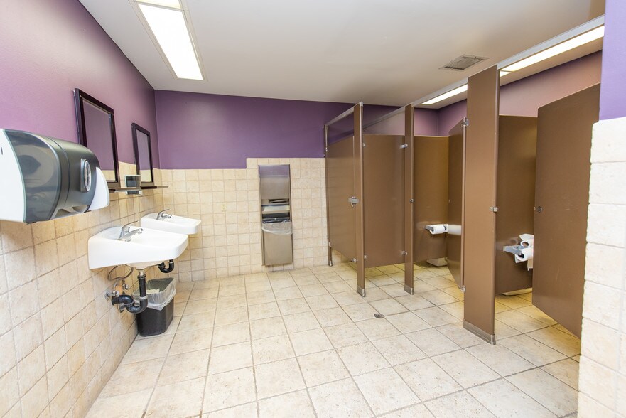 More Photos Of 4128 W Commonwealth Ave, Fullerton Office For Lease