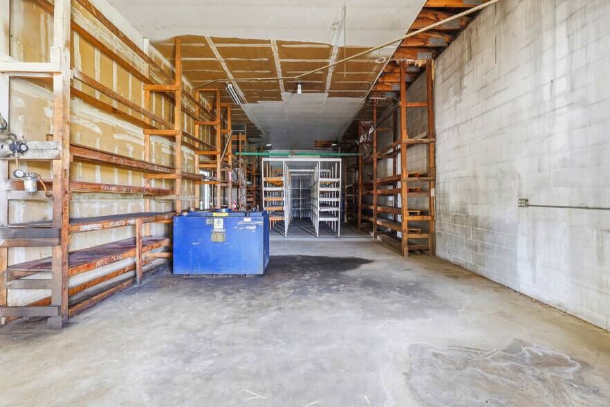 More Photos Of 2676 Van Giesen St, Richland Industrial For Sale