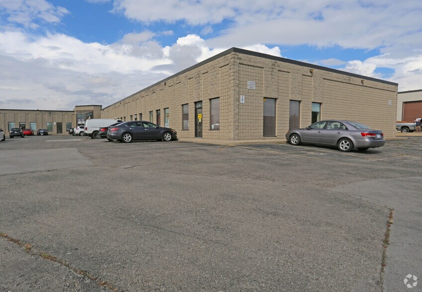 More Photos Of 100 Lancing Dr, Hamilton Warehouse For Lease