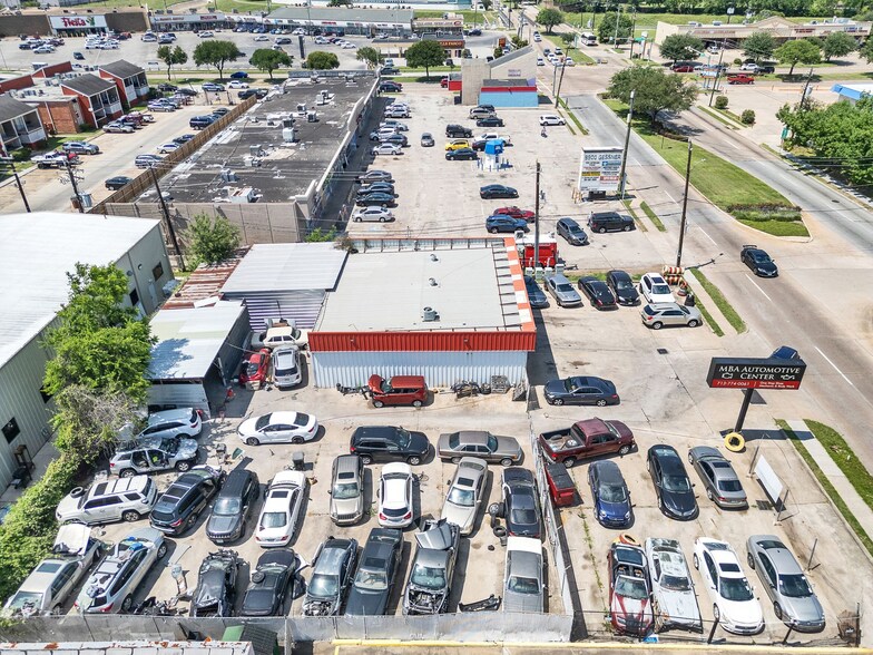 More Photos Of 10090 S Gessner Rd, Houston General Retail For Sale