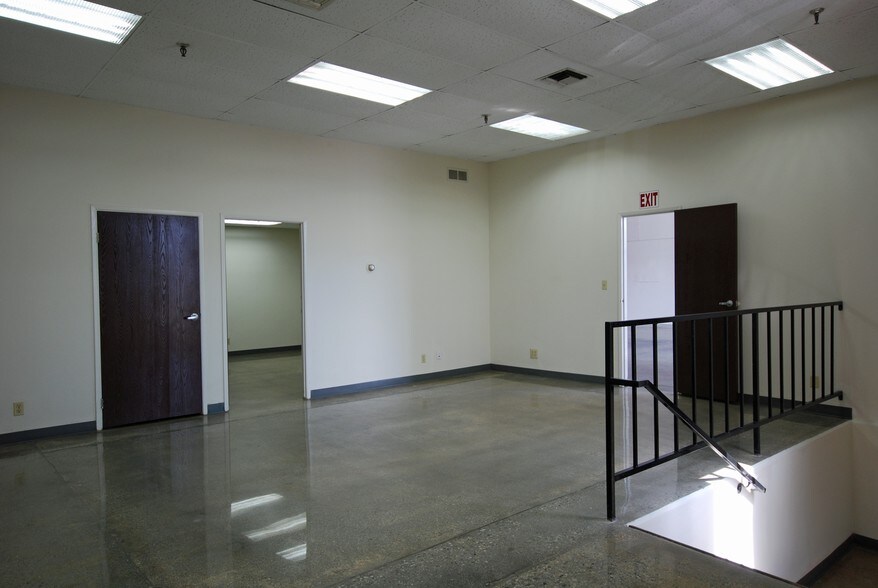 More Photos Of 1771-1837 E 46th St, Los Angeles Warehouse For Lease