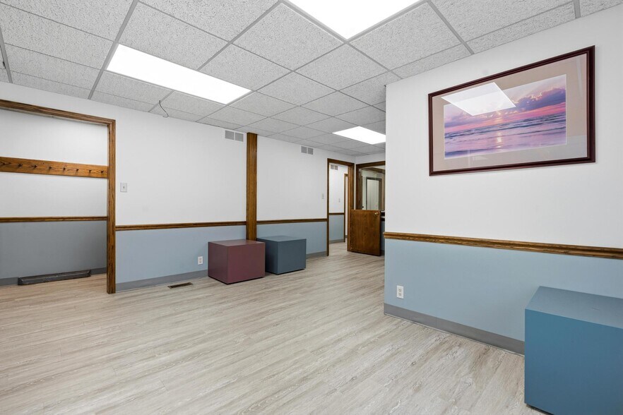 More Photos Of 244 Wilson Dr, Xenia Medical For Sale