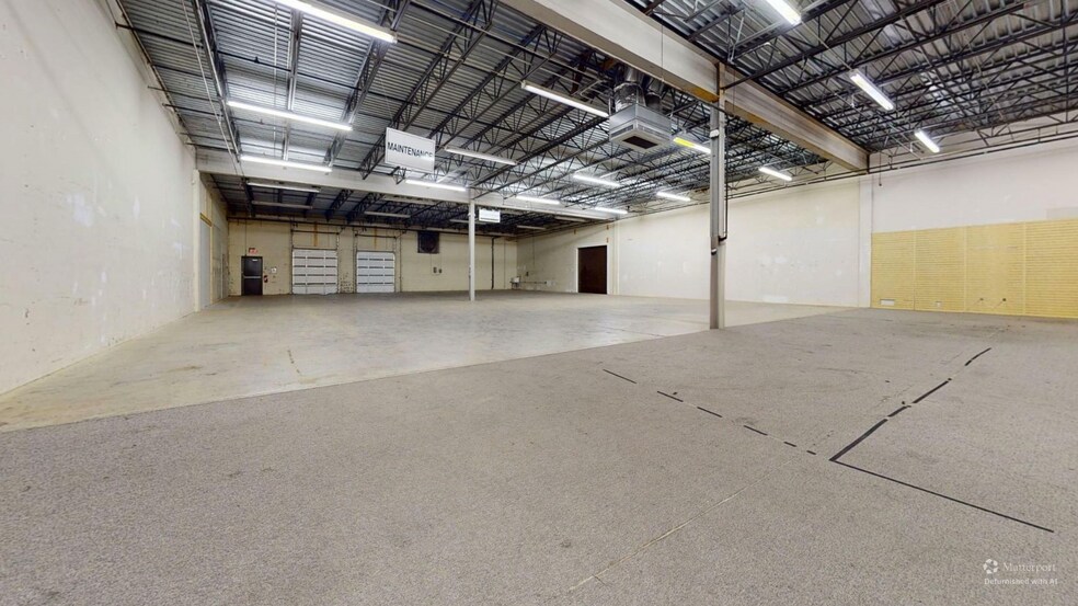 More Photos Of 2701-2709 Noblin Rd, Raleigh Light Distribution For Lease