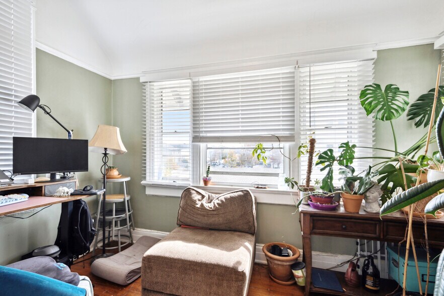 More Photos Of 2833 Napoleon Ave, New Orleans Apartments For Sale