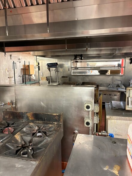 More Photos Of 310 Court Ave, Des Moines Restaurant For Sale