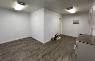 More Photos Of 1412-1414 Viscaya Pky, Cape Coral Warehouse For Lease