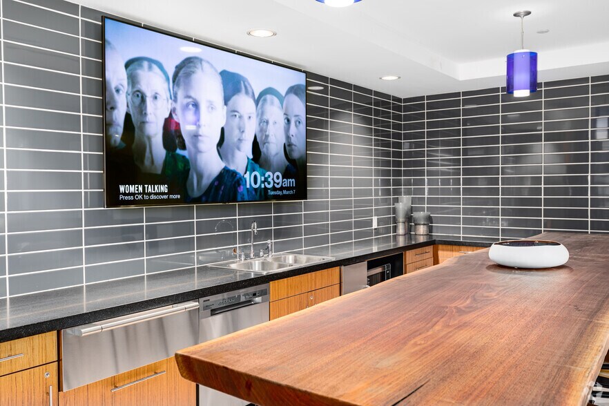 More Photos Of 4650 Van Buren St, Riverdale Park Apartments For Lease