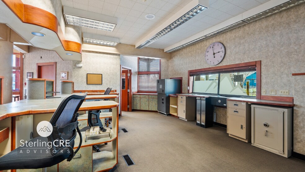 More Photos Of 1015 9th St W, Columbia Falls Bank For Sale