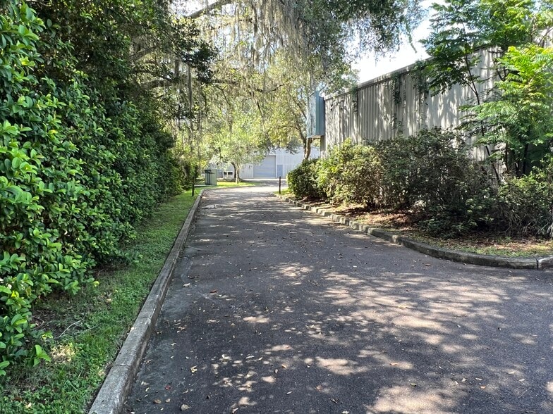 More Photos Of 1908-1910 NW 67th Pl, Gainesville Light Manufacturing For Sale