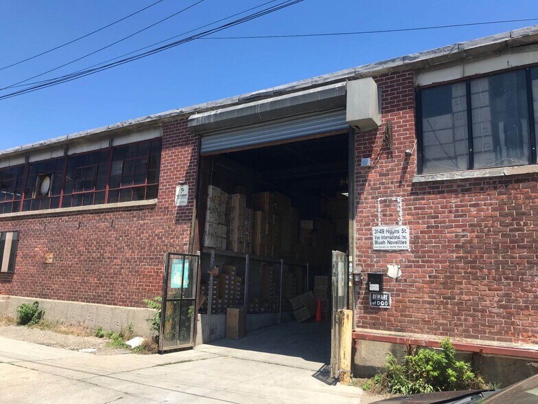 More Photos Of 133-05 32nd Ave, Flushing Warehouse For Lease