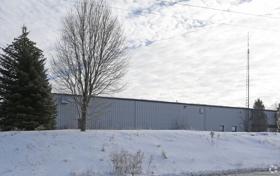 More Photos Of 251 Prospect St, Brant Warehouse For Sale