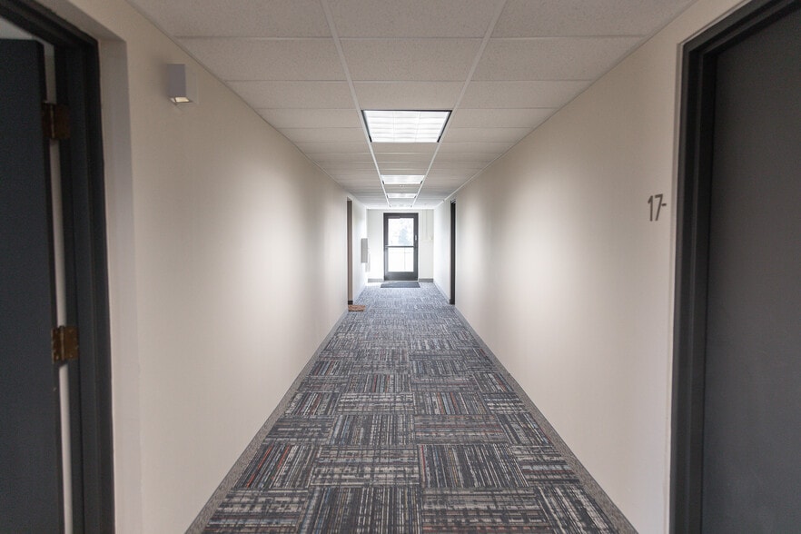 More Photos Of 810 Memorial Dr, Chilton Apartments For Sale